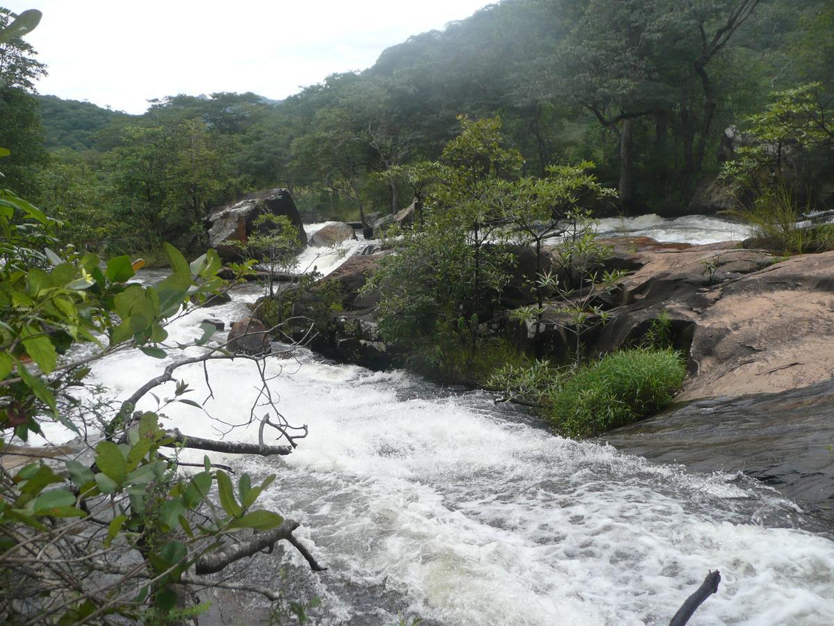 Madrugada Villa Mutare Luaran gambar